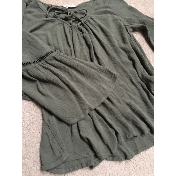 Hollister Boho olive green top XS - Picture 5 of 6